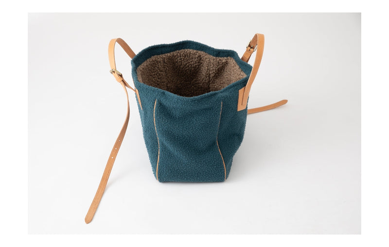 2.8 - Margaret - Casentino Dog Bag
